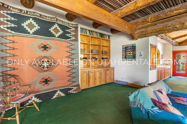 Building Photo - 2718 Stewart Rd