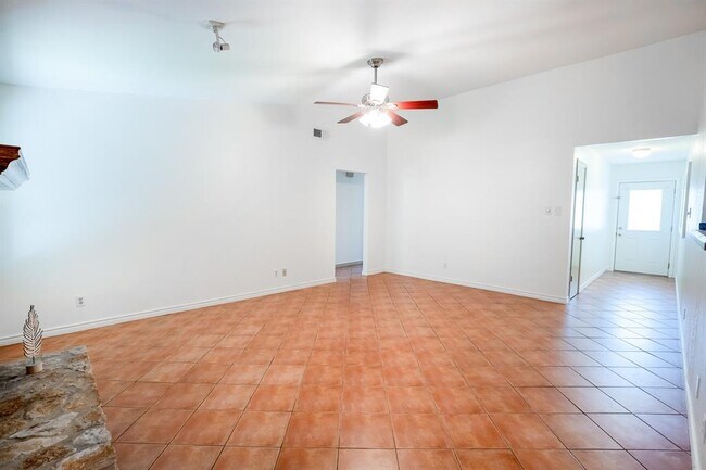 Building Photo - 3611 Cookstown Dr
