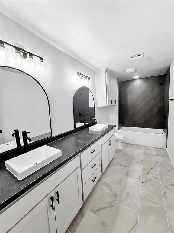 Building Photo - 26218 N 2960 Rd