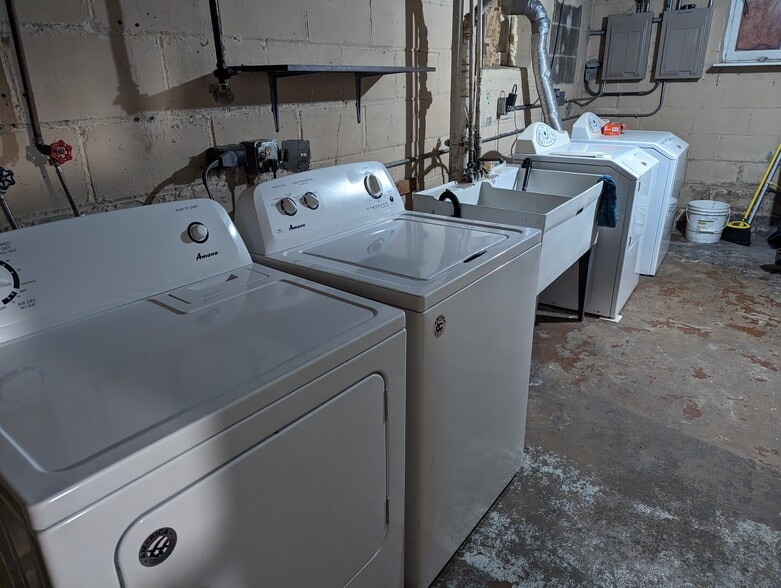 Washer and Dryer - 820 W Glendale Ave