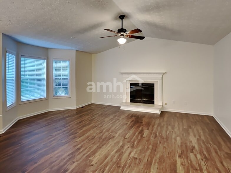 Building Photo - 2631 Abbots Glen Dr NW