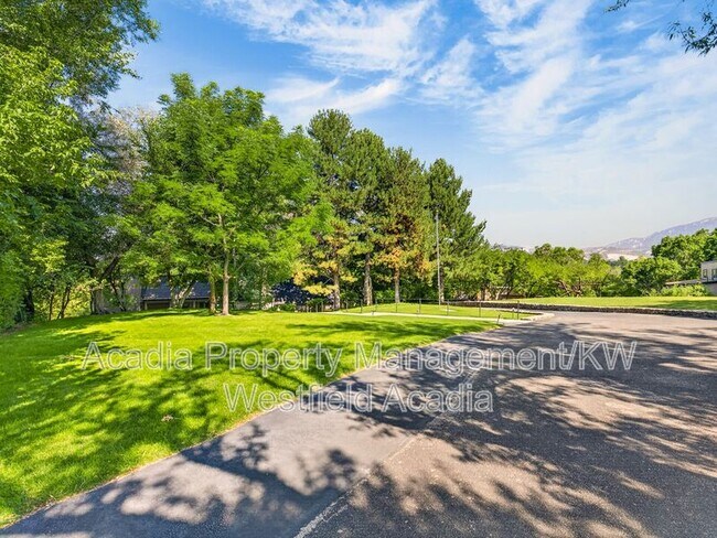 Building Photo - 11107 Gambel Oak Cir
