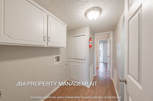 Building Photo - 1758 Farleigh Ct