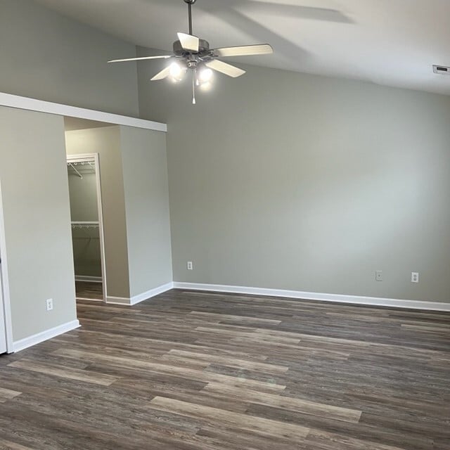 Building Photo - 1043 Jade Ln