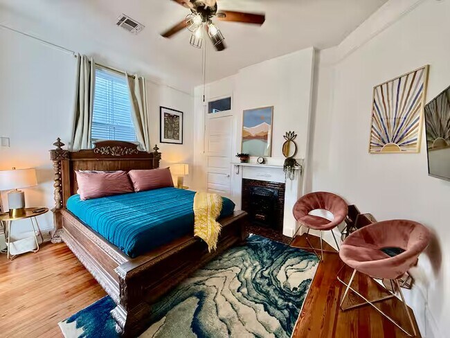 Building Photo - 1525 Melpomene St