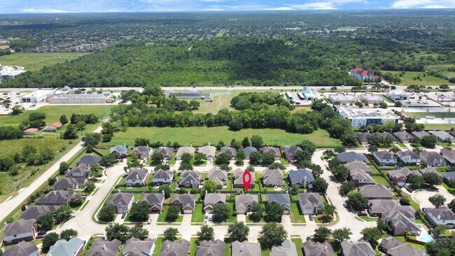 Building Photo - 8810 Sunforest Ln