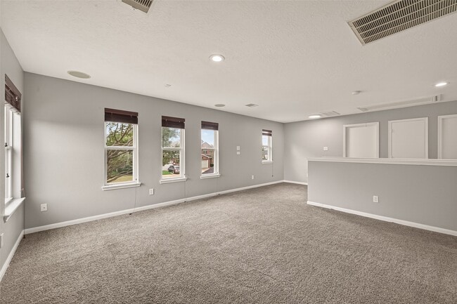 Building Photo - 18302 Walden Gate Ln