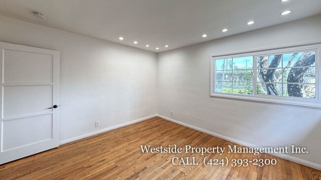 Building Photo - 437 N Swarthmore Ave