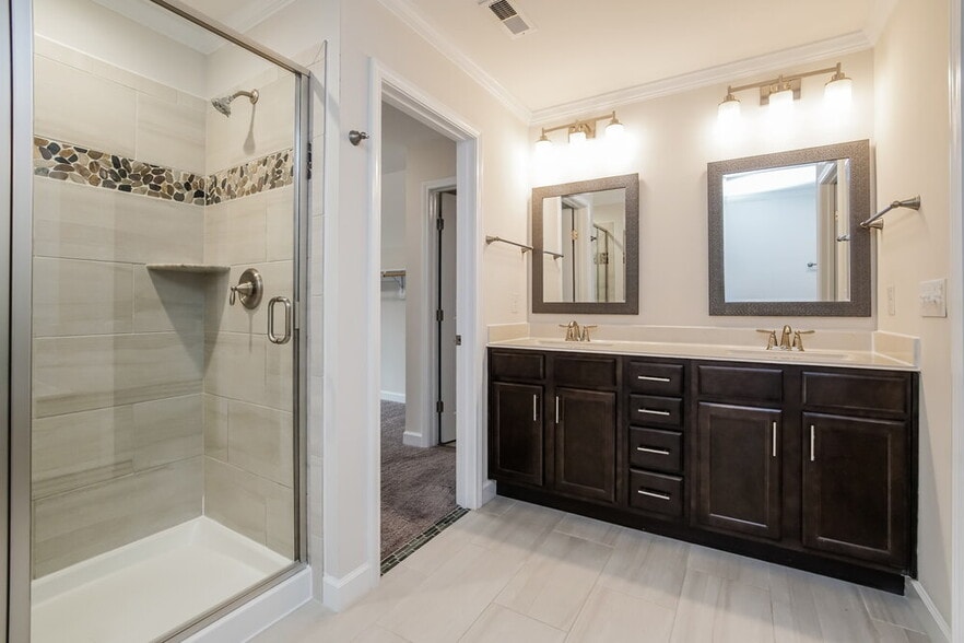 Building Photo - 39 Grand Manor Ct