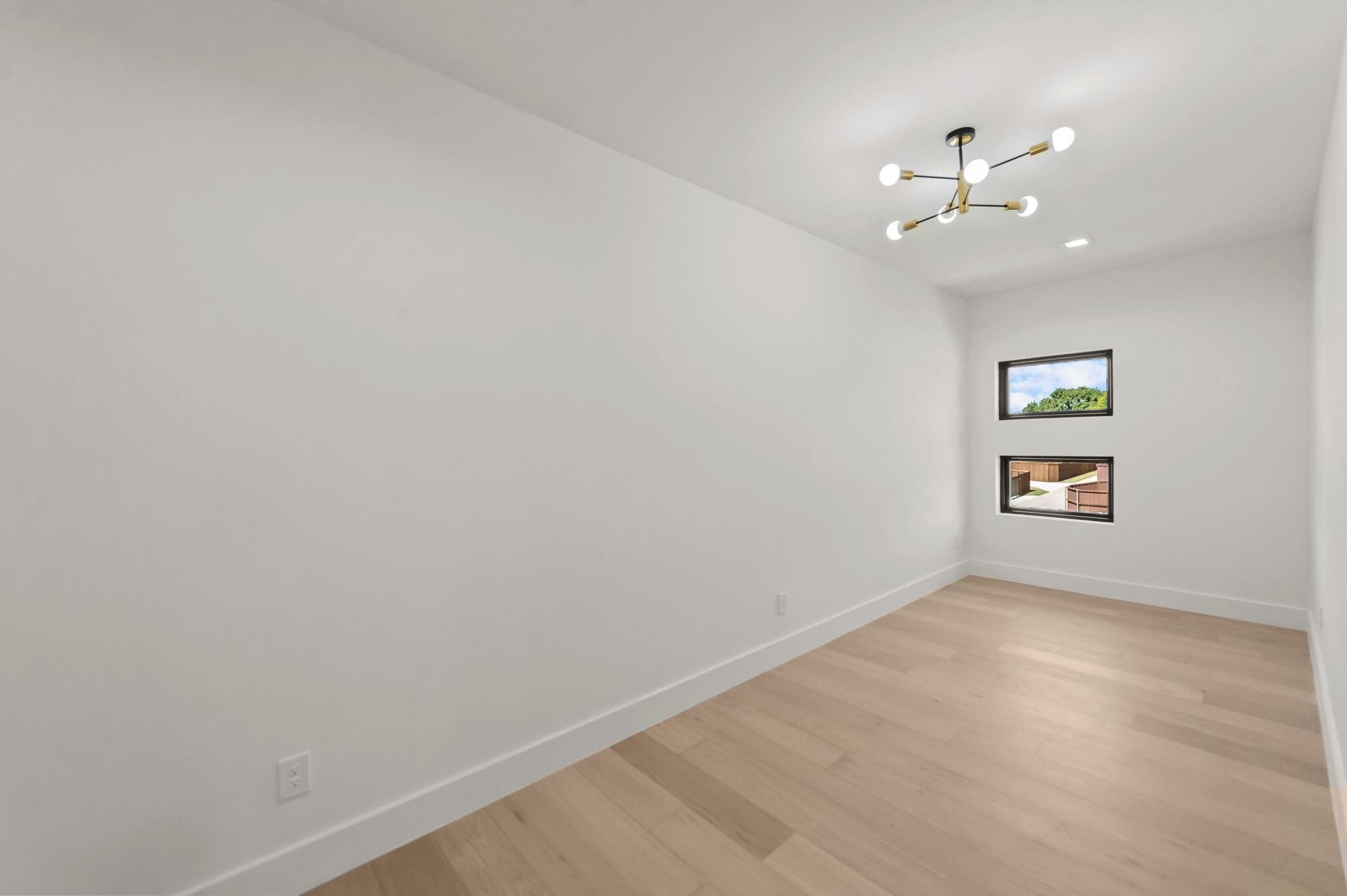 Building Photo - 9727 Williford Trl