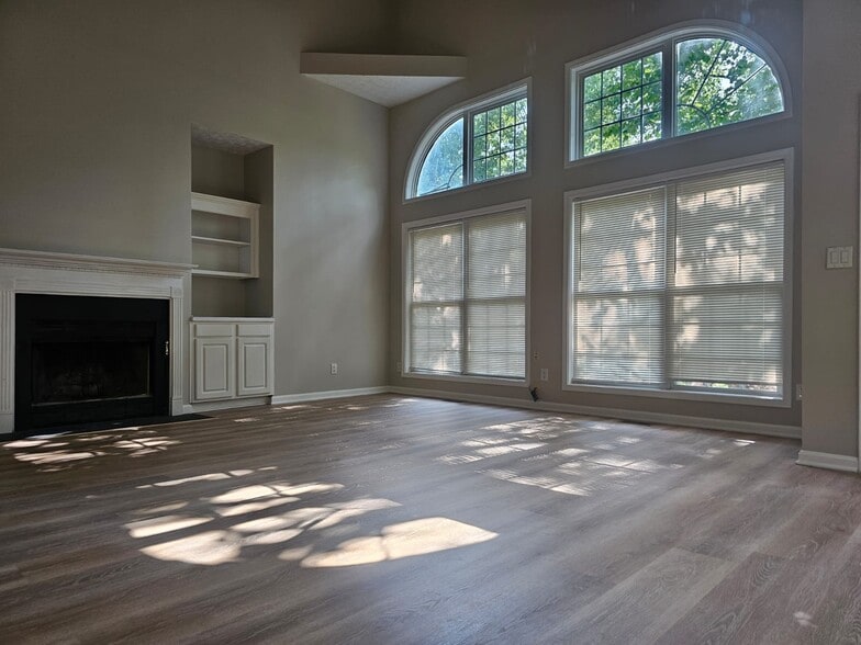 Building Photo - 5001 Max Ridge Ct