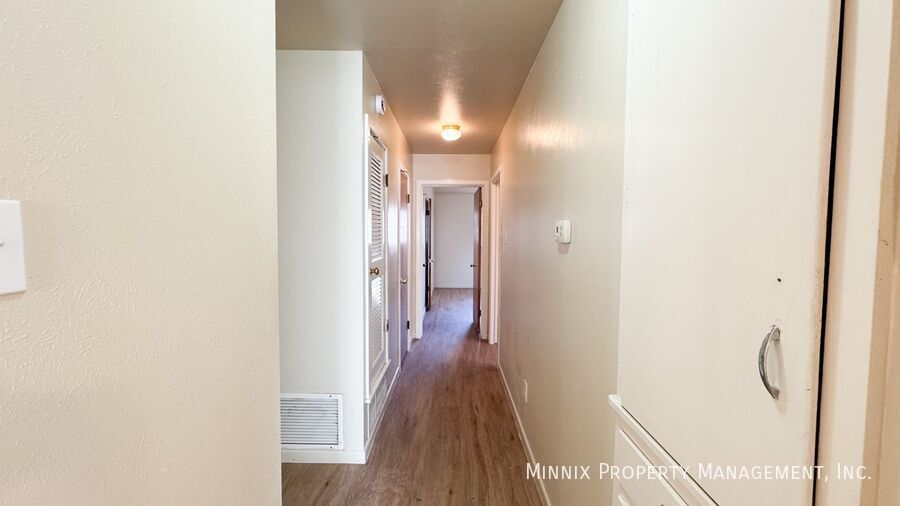 Building Photo - 3034 57th St