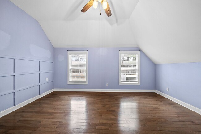 Building Photo - 3532 Bunting Dr