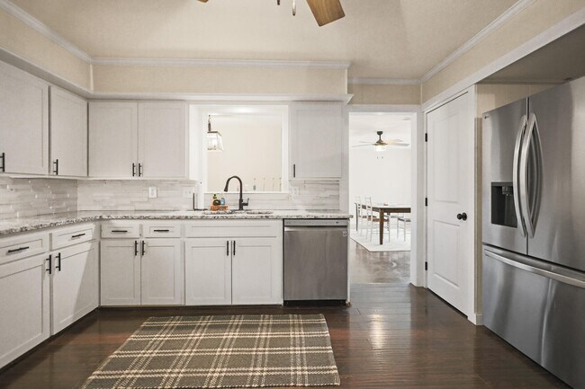 Building Photo - 4302 42nd St