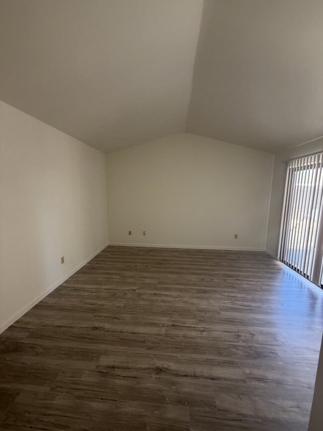 Building Photo - 844 Stetson Way