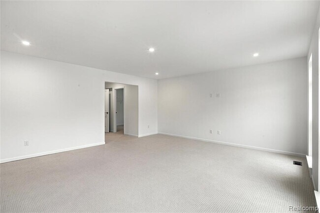 Building Photo - 5401 Poppydrew Ln