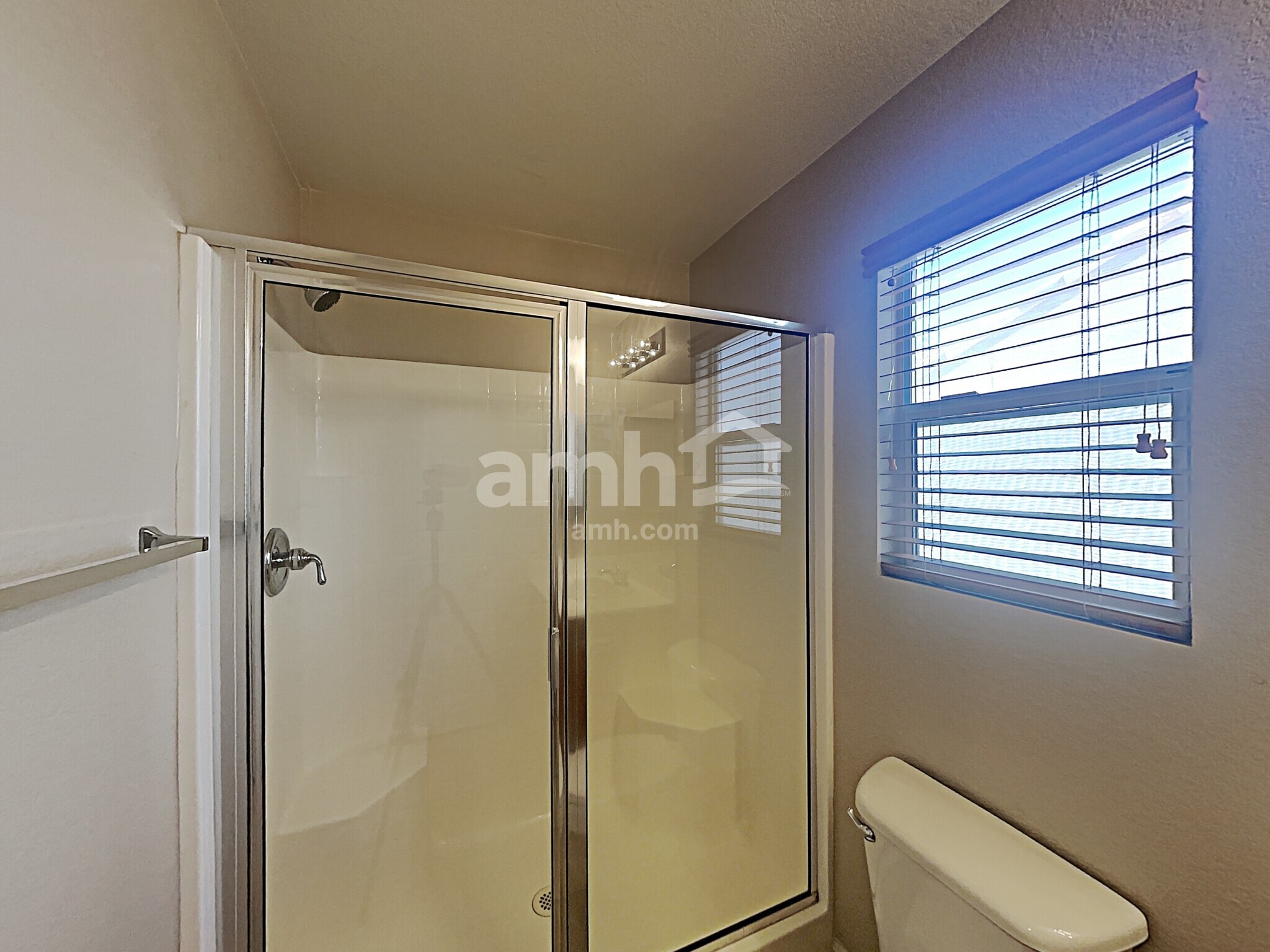 Building Photo - 3415 W Hammer Ln