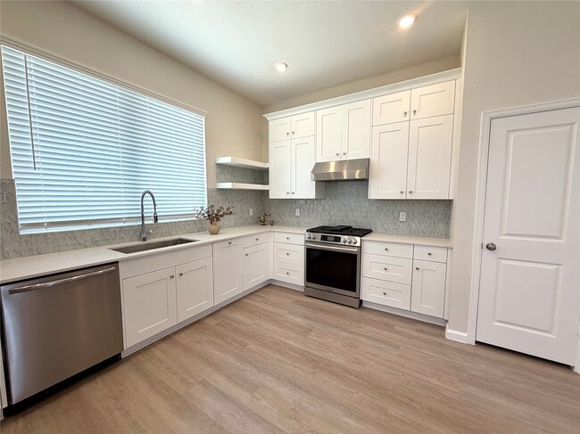 Building Photo - 5089 Andorra Bend Ln