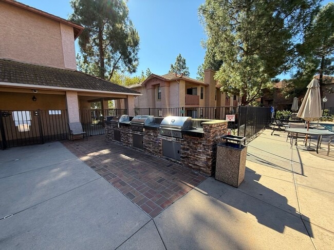 Building Photo - 2 Bedroom Apartment in Il Palio, Rancho Bernardo