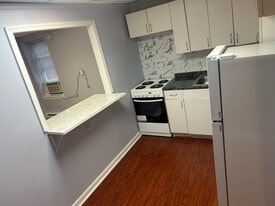 Building Photo - 1909 Chestnut St