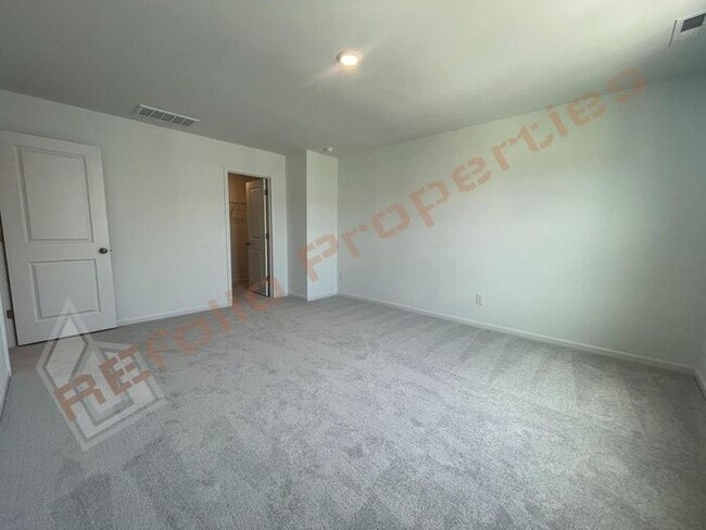 Building Photo - BRAND NEW- Spacious 4 Bedroom, 3 Bathroom ...
