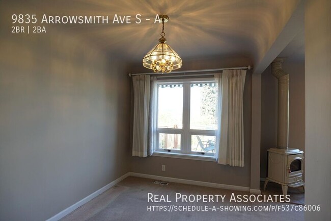 Building Photo - 9835 Arrowsmith Ave S