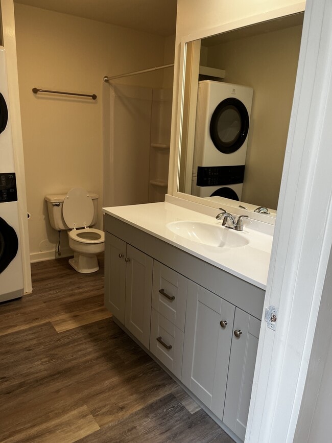 Building Photo - 1829 Eden Ln