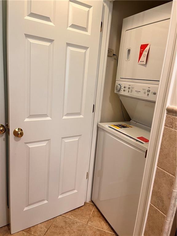 Building Photo - 33 Starr Dr W