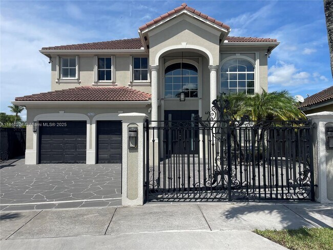 Building Photo - 7831 SW 164th Ave