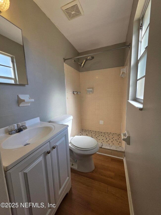 Building Photo - 2709 Julie Ln