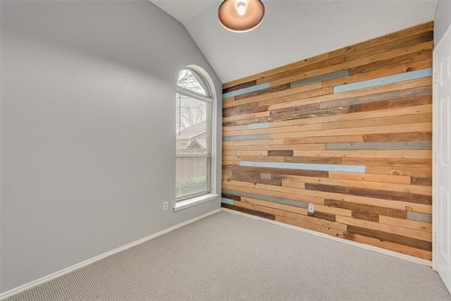 Building Photo - 1220 Royal Crescent Dr