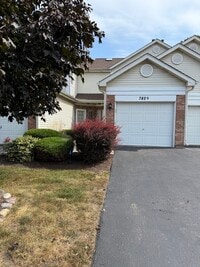 Building Photo - 7825 Darien Lakes Dr