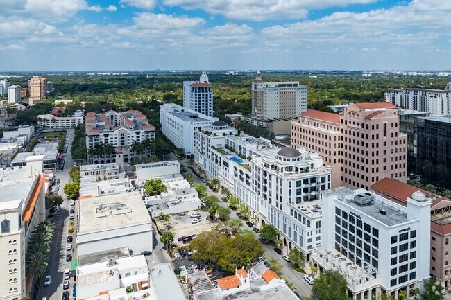 253-257 Giralda Ave - Giralda Place Residences