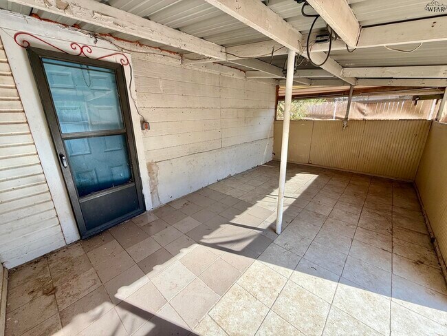 Building Photo - 5768 FM 1206