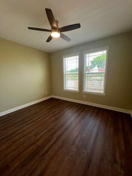 Building Photo - 12604 Plassmeyer Ct