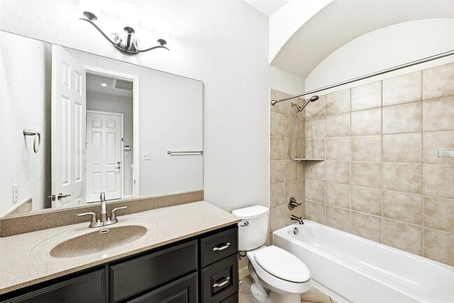Building Photo - 1611 Rimstone Dr