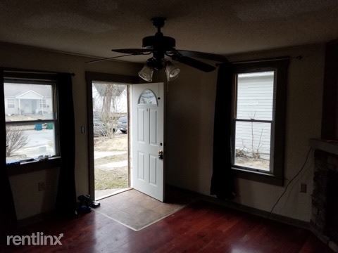 Building Photo - 3 br, 1 bath House - 117 Northwest E Street