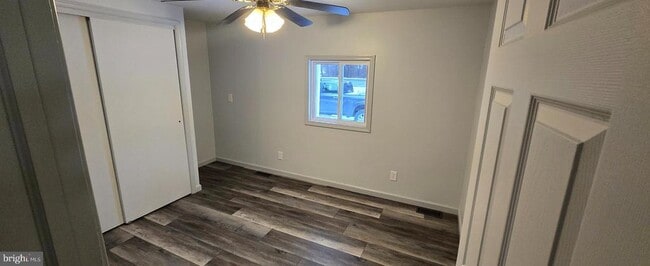 Building Photo - 1040 Chestnut Rd