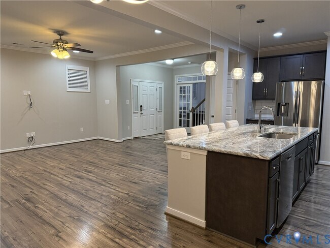 Building Photo - 4018 Tin Roof Way