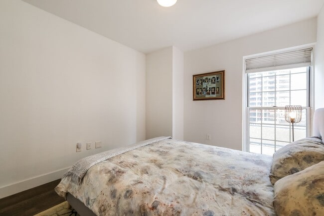 Building Photo - 199 14th St NE