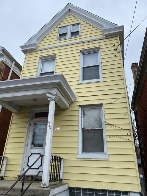 Building Photo - 2600 Clifton Ave