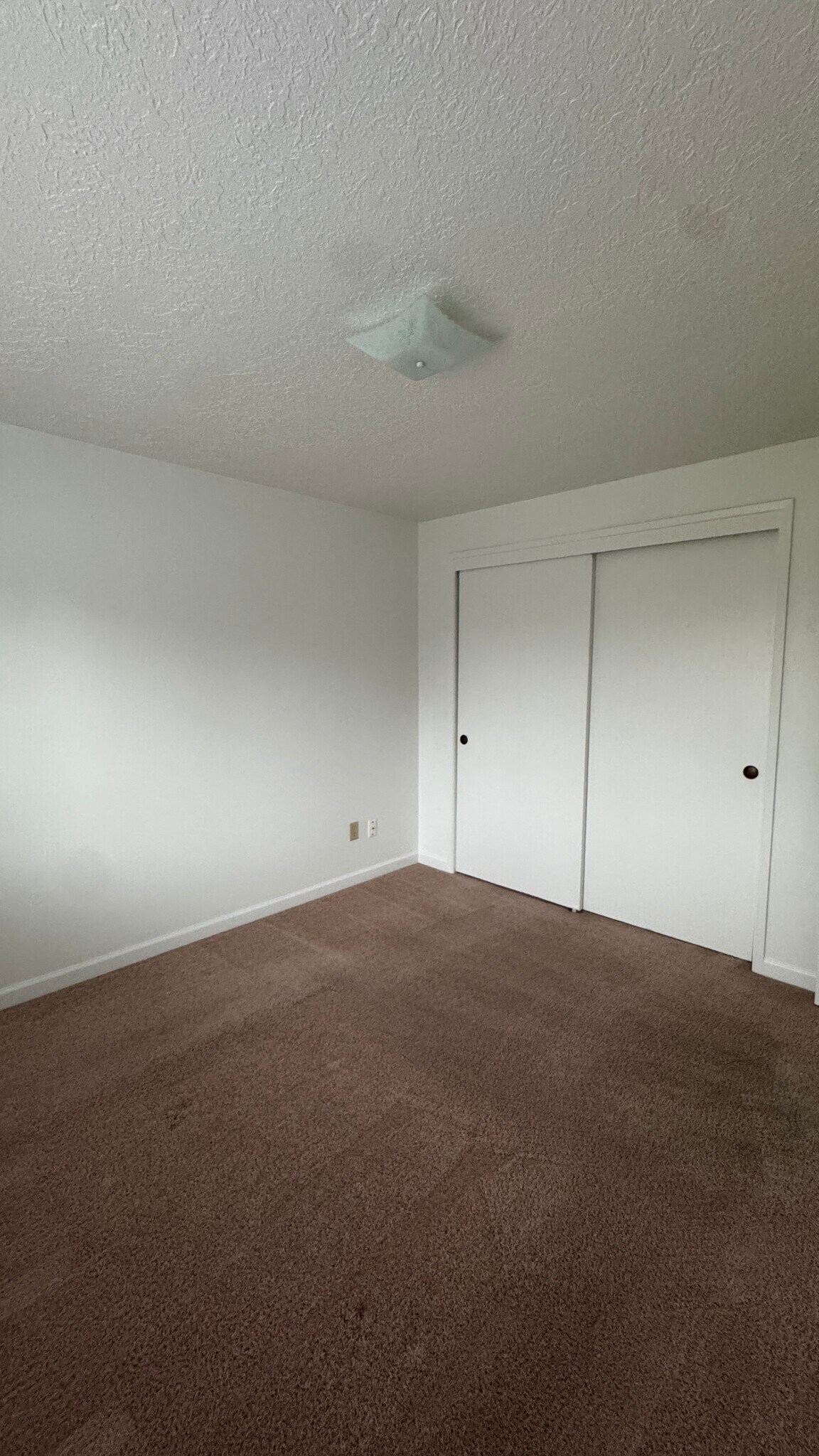 Building Photo - 5334 SE Pueblo St