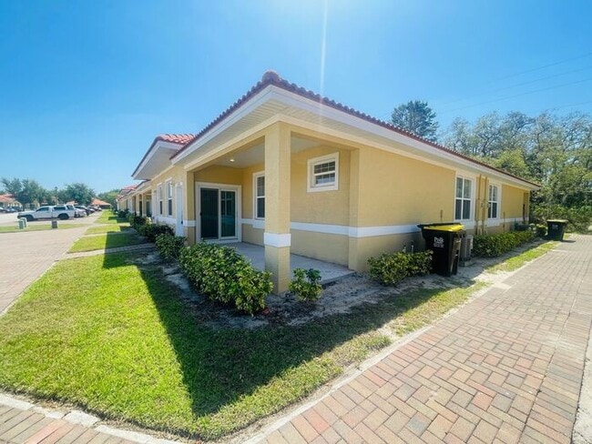 Building Photo - Tuscany Preserve-1595 Cumin Dr Poinciana F...