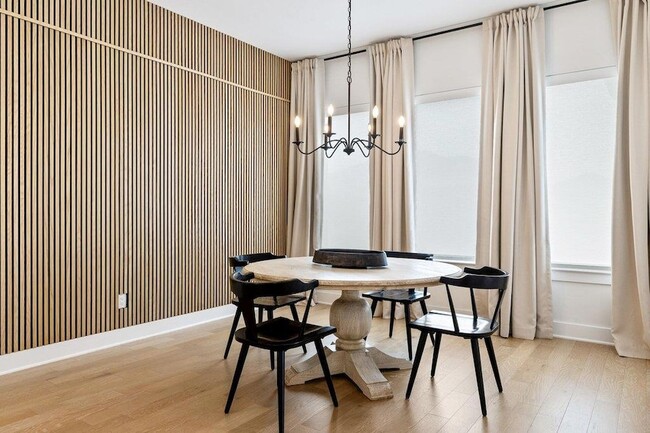 Building Photo - 802 Geiger Path