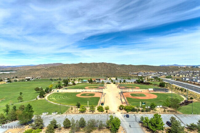 Building Photo - 604 Selene Moon St