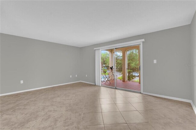 Building Photo - 514 Orange Dr
