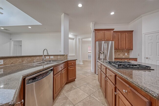 Building Photo - 25510 Autumnwind Ct