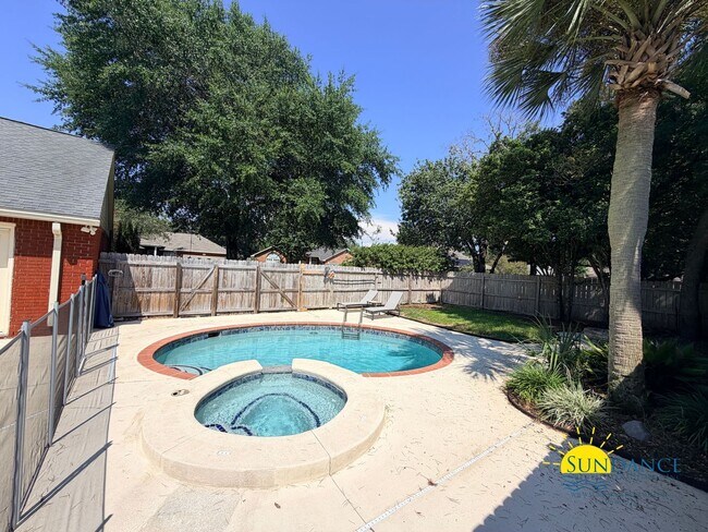 Building Photo - 4504 Boca Dr