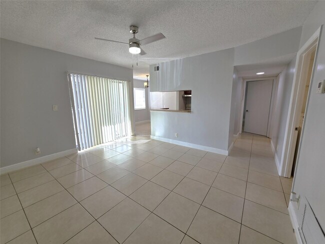 Building Photo - 5672 Rock Island Rd