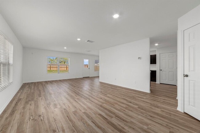 Building Photo - 32610 Orchard Haze Dr